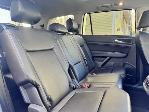 Used 2018 Volkswagen Atlas SEL w/ R-Line Package image 21