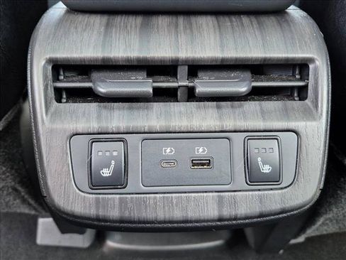 Used 2024 Nissan Ariya AWD image 17