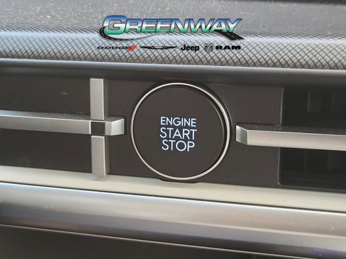 Used 2025 Hyundai Santa Fe SEL image 27