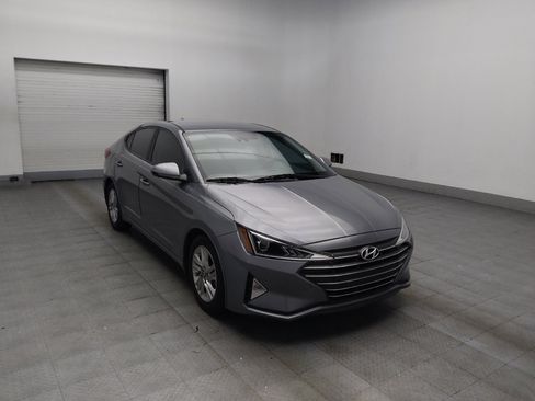 Used 2019 Hyundai Elantra SEL w/ Winter Weather Package FWD image 13