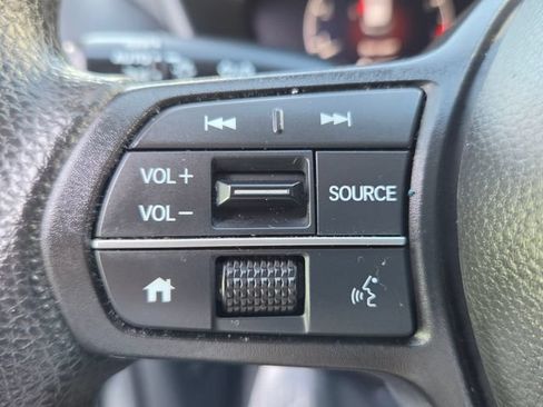 Used 2024 Honda HR-V LX image 29