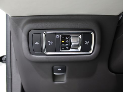 Certified 2024 Lincoln Nautilus Black Label w/ Jet Appearance Package (87T) image 9