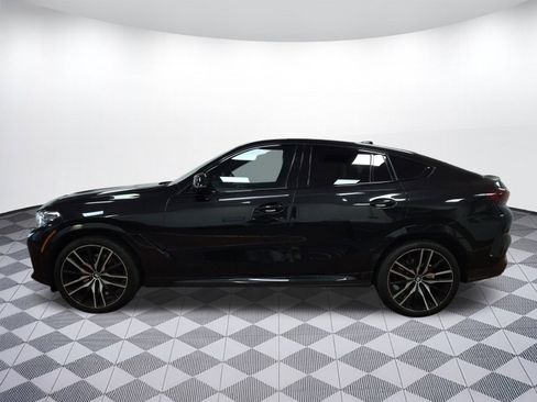 Used 2023 BMW X6 xDrive40i w/ Executive Package image 2