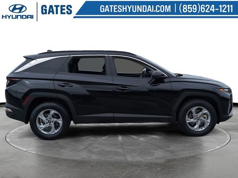 Certified 2022 Hyundai Tucson SEL AWD/4WD image 3