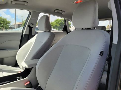 Certified 2026 Hyundai Kona SE FWD image 12