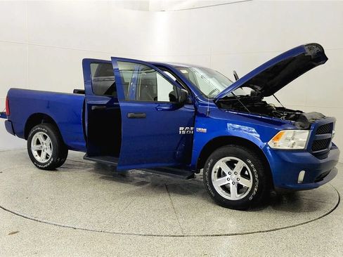Used 2015 RAM 1500 Express AWD/4WD image 9