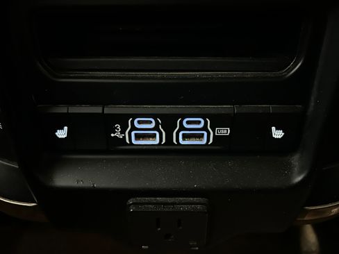 Used 2019 RAM 1500 Limited w/ Bed Utility Group image 33