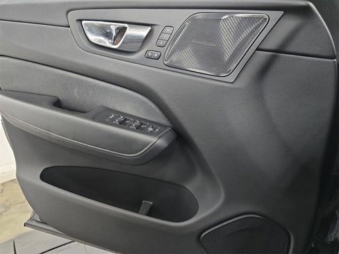 Used 2021 Volvo XC60 T8 R-Design w/ Protection Package Premier image 22