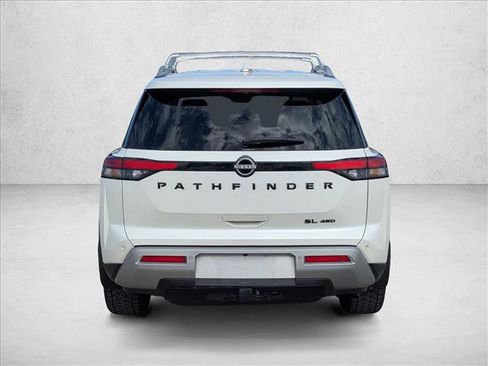 Used 2022 Nissan Pathfinder SL w/ Lighting Package (N92) image 6