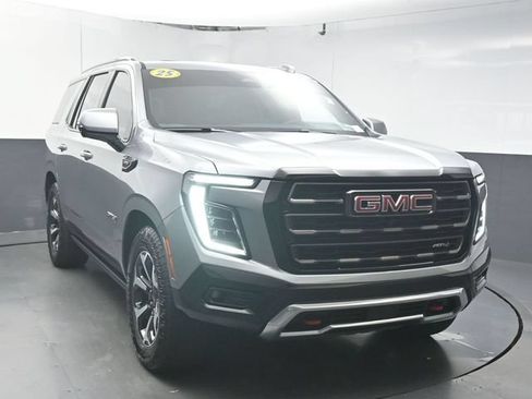 Used 2025 GMC Yukon AT4 Ultimate w/ LPO, Floor Liner Package AWD/4WD image 2