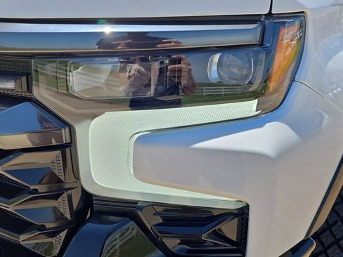 New 2026 Chevrolet Silverado 1500 ZR2 AWD/4WD image 32