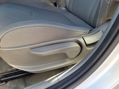 Used 2023 Hyundai Elantra SEL w/ Convenience Package FWD image 13