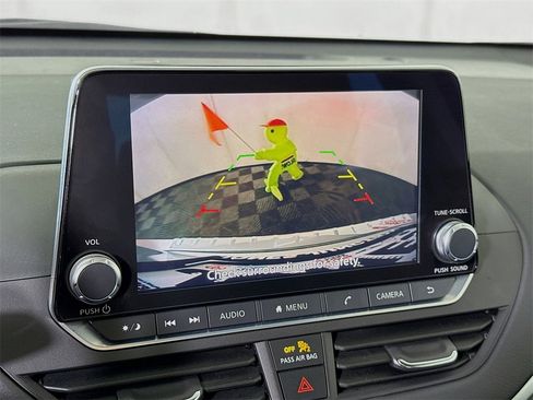 Certified 2021 Nissan Altima 2.5 SV image 6