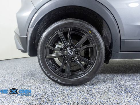 Used 2024 Nissan Kicks SR w/ SR Premium Package FWD image 46