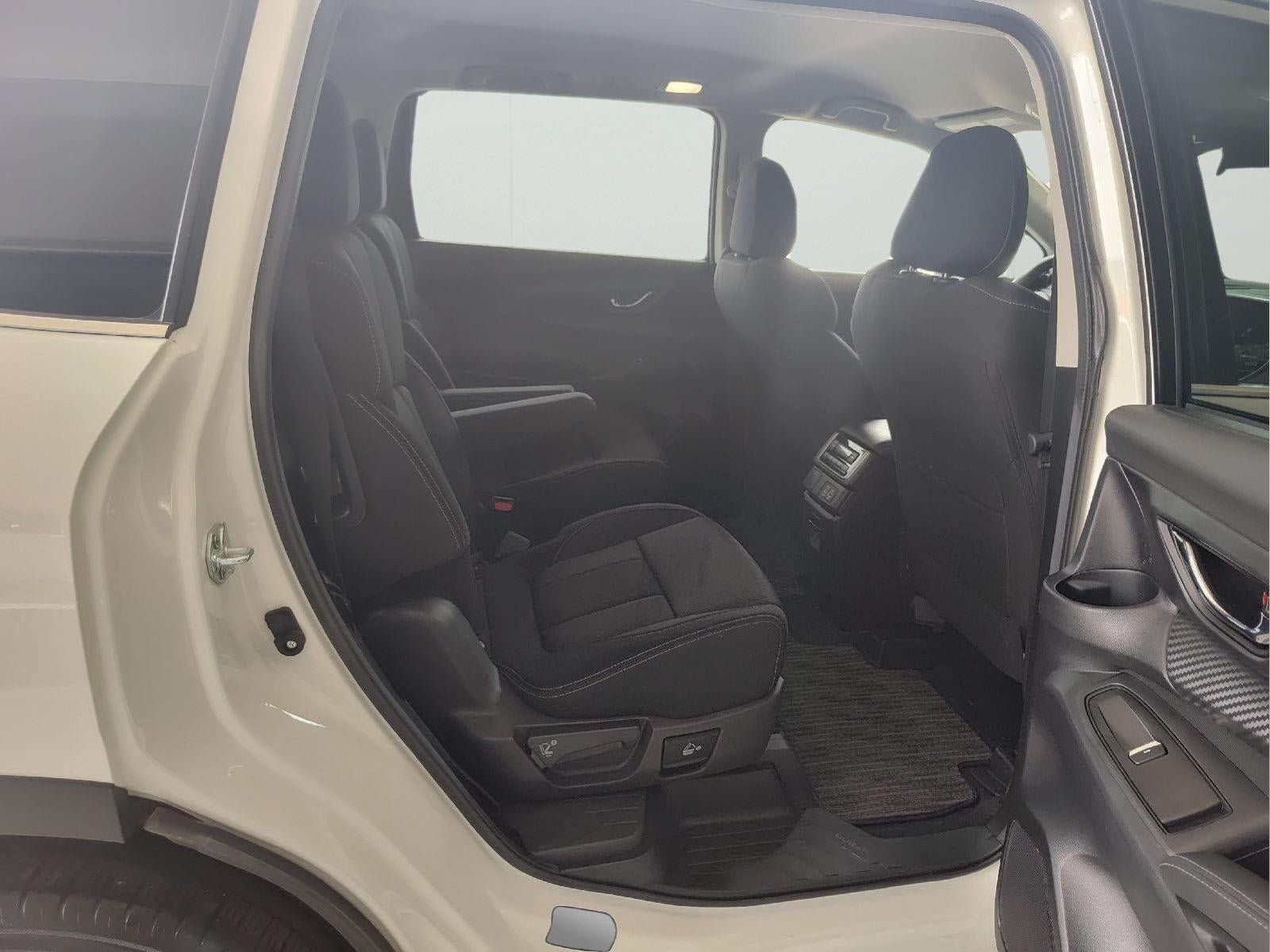 Used 2025 Subaru Ascent Premium AWD/4WD image 21