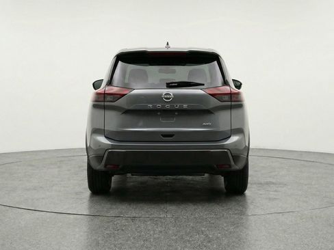 Used 2025 Nissan Rogue SV FWD image 7