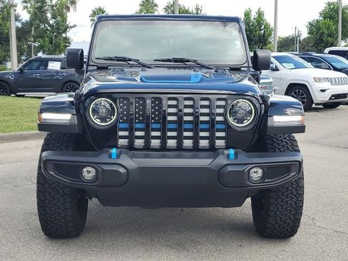 Used 2023 Jeep Wrangler Rubicon image 2