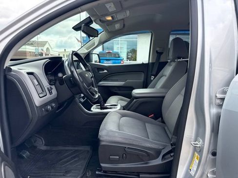 Used 2018 Chevrolet Colorado LT w/ LT Convenience Package AWD/4WD image 12