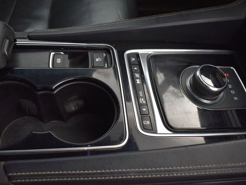 Used 2017 Jaguar F-PACE S image 24