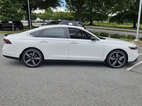 Used 2024 Honda Accord Sport image 8