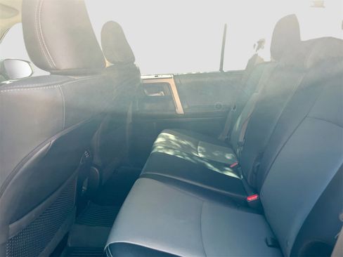 Used 2023 Toyota 4Runner SR5 Premium image 24