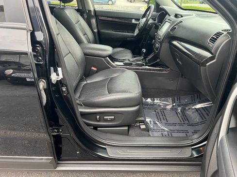 Used 2014 Kia Sorento EX w/ EX V6 Touring Package FWD image 25