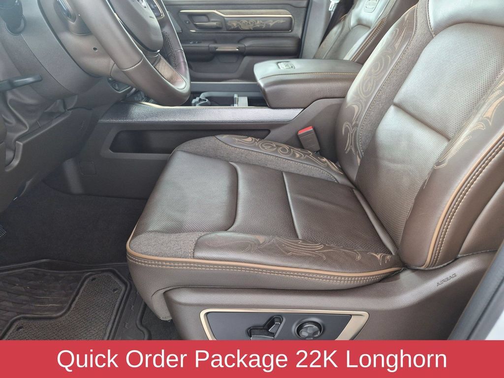 Used 2025 RAM 1500 Limited AWD/4WD image 14