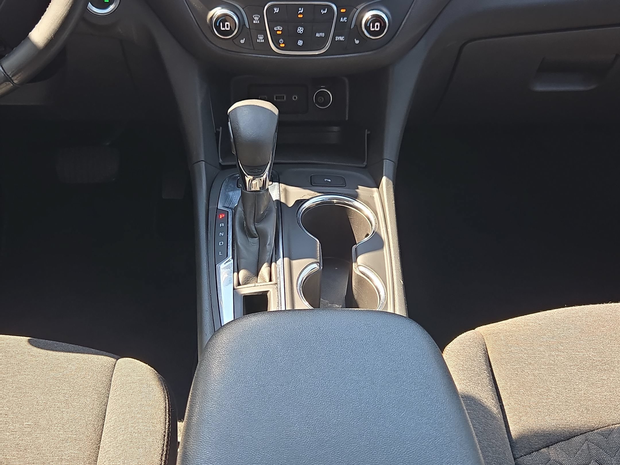 Used 2024 Chevrolet Equinox LT AWD/4WD image 31