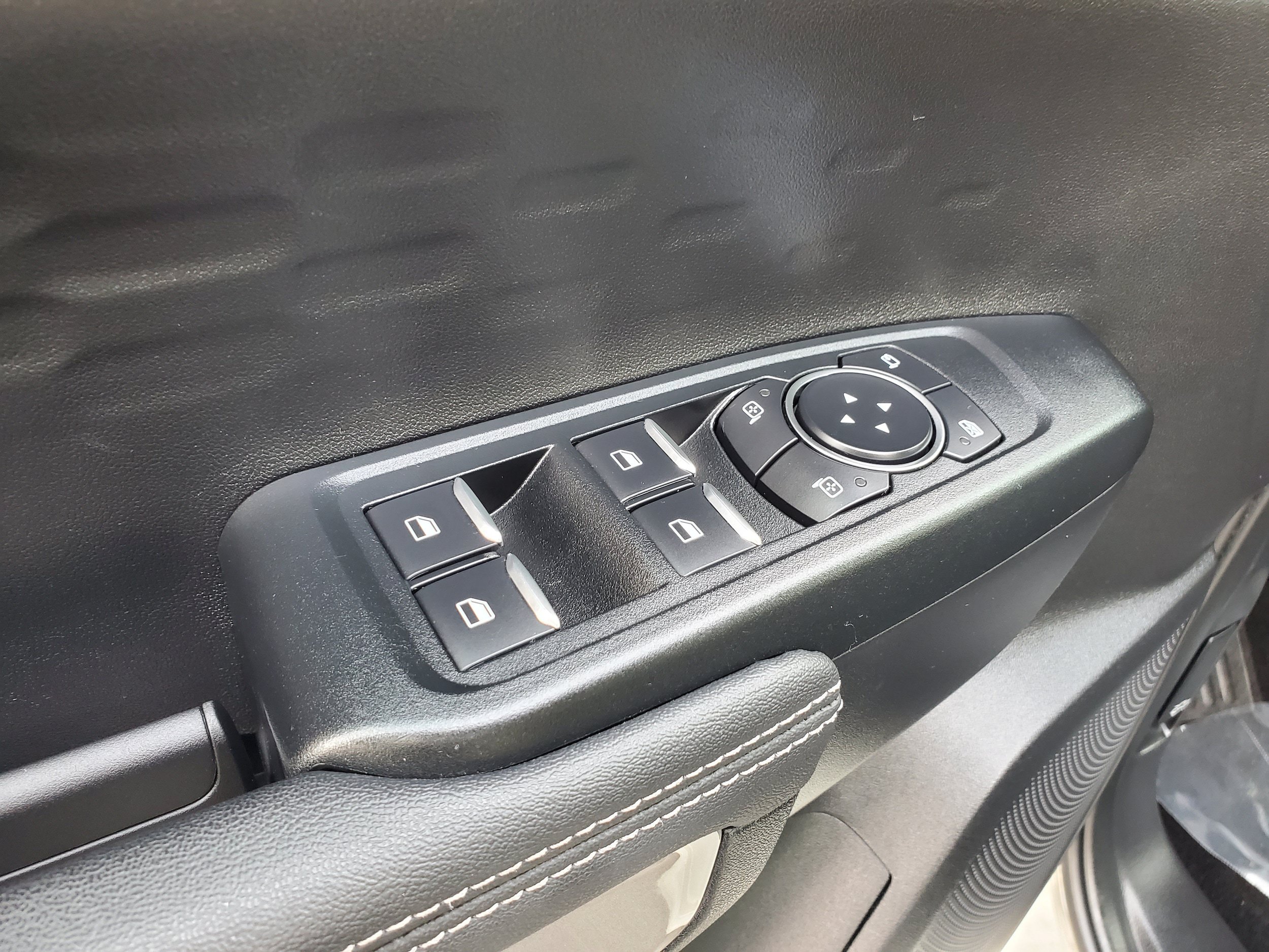 Used 2025 Ford Ranger XLT AWD/4WD image 10