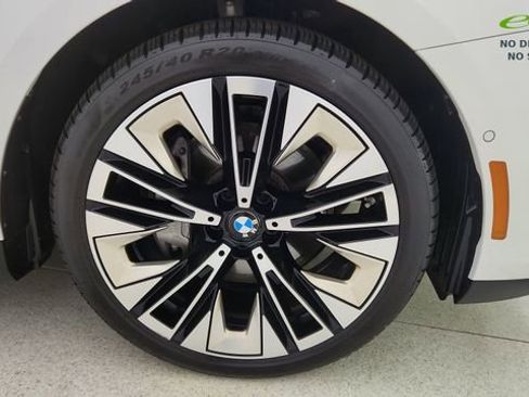 Used 2026 BMW 540i xDrive AWD/4WD image 60
