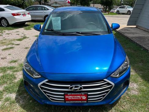 Used 2018 Hyundai Elantra SEL FWD image 2