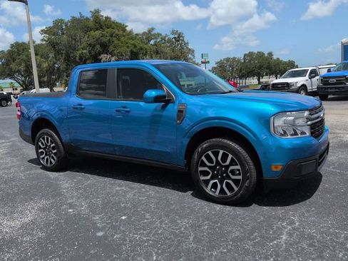 Certified 2022 Ford Maverick Lariat FWD image 2