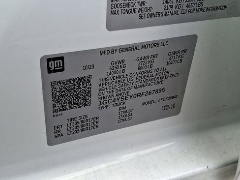 Used 2024 Chevrolet Silverado 3500 W/T image 25