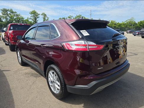 Used 2024 Ford Edge SEL w/ Convenience Package AWD/4WD image 7