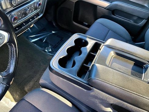 Certified 2018 Chevrolet Silverado 1500 LT w/ LT Fleet Convenience Package image 16