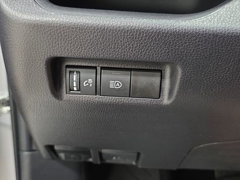 Certified 2025 Toyota RAV4 XLE FWD image 23