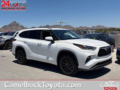 Used 2021 Toyota Highlander Limited