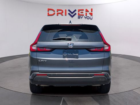 Used 2025 Honda CR-V EX-L image 4