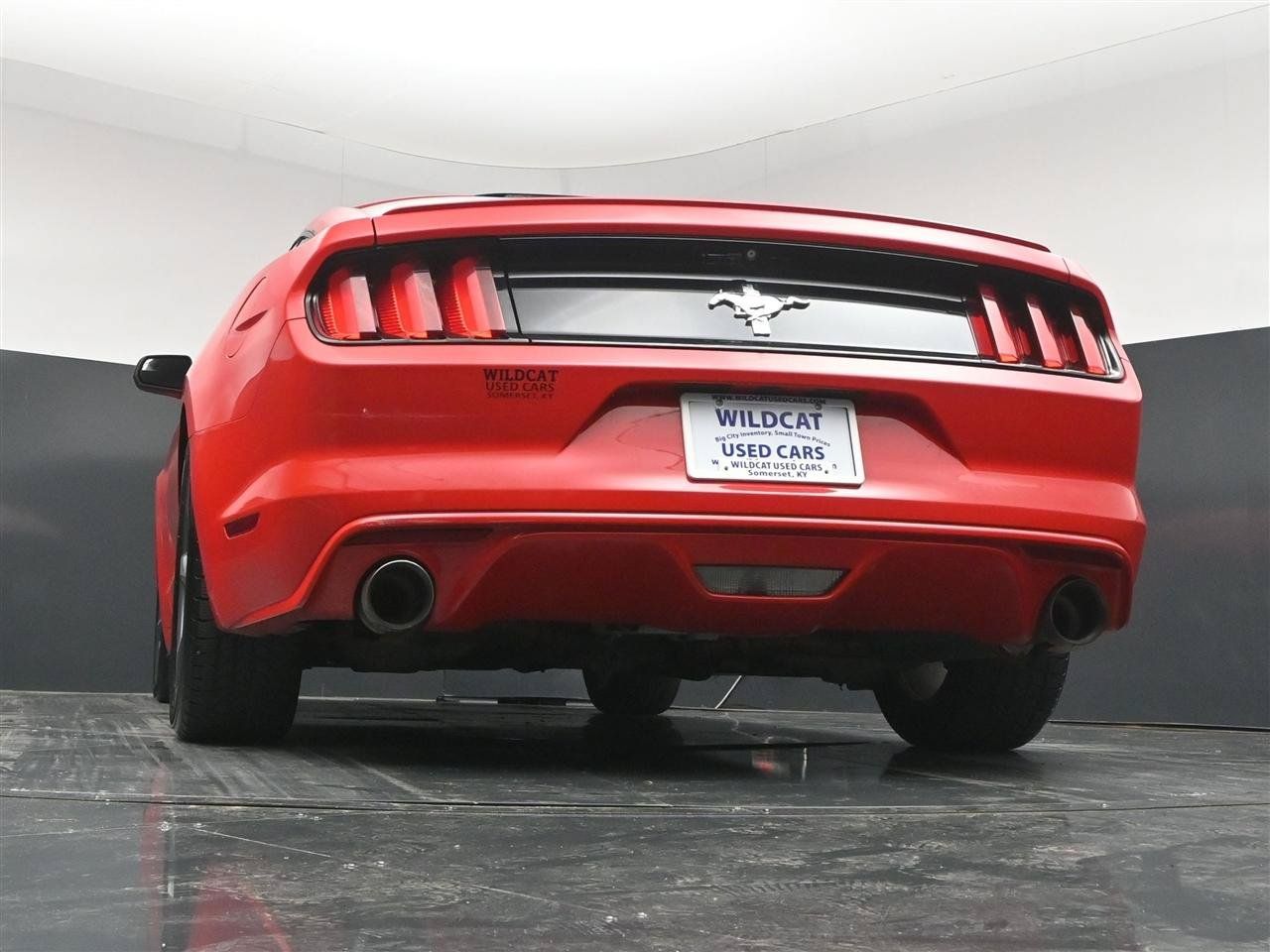 Used 2015 Ford Mustang Coupe w/ Equipment Group 051A RWD image 32
