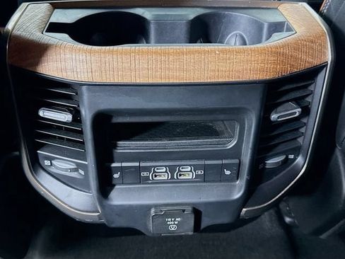 Used 2022 RAM 1500 Limited AWD/4WD image 25