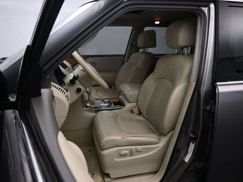 Used 2013 INFINITI QX56 4WD w/ Theater Pkg image 17