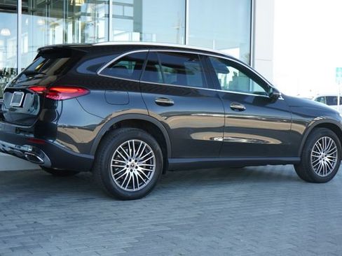 Used 2026 Mercedes-Benz GLC 300 image 10