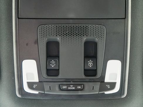 New 2025 Honda Pilot TrailSport image 27