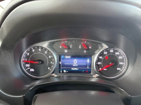 Used 2023 GMC Terrain SLE w/ Driver Convenience Package image 13