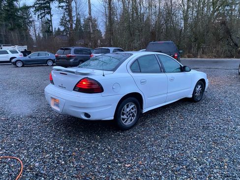 Used 2003 Pontiac Grand Am SE image 6