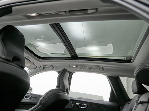 Certified 2023 Volvo XC60 B6 Ultimate image 24