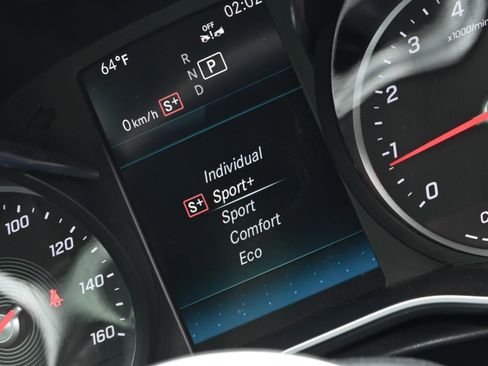 Used 2019 Mercedes-Benz C 300 Sedan image 24