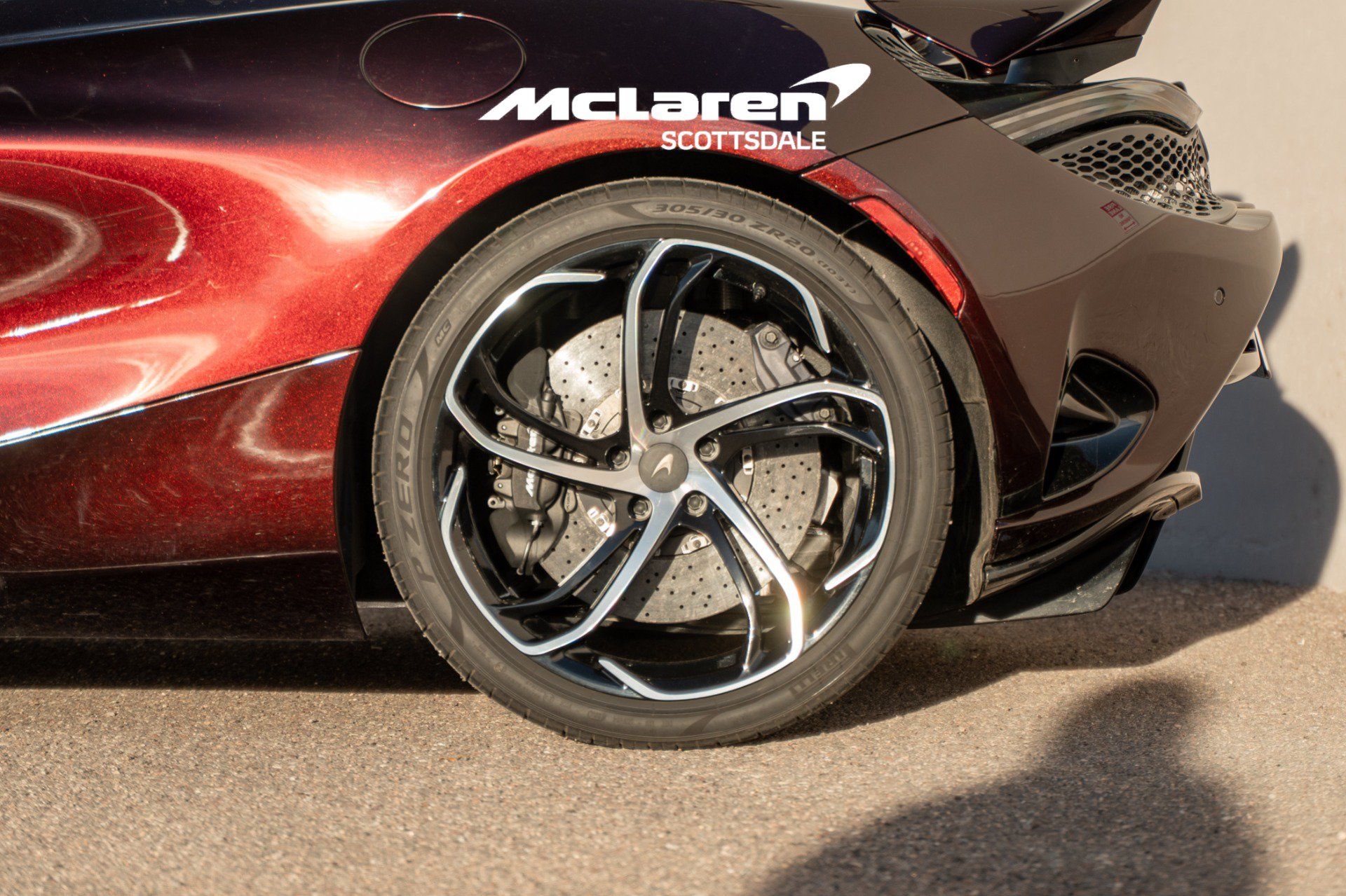 Used 2025 McLaren 750S RWD image 19
