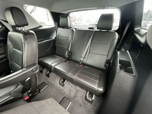 Used 2020 Chevrolet Traverse Premier image 23