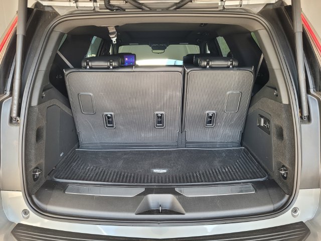 New 2026 Cadillac Escalade Luxury w/ Touring Package AWD/4WD image 26